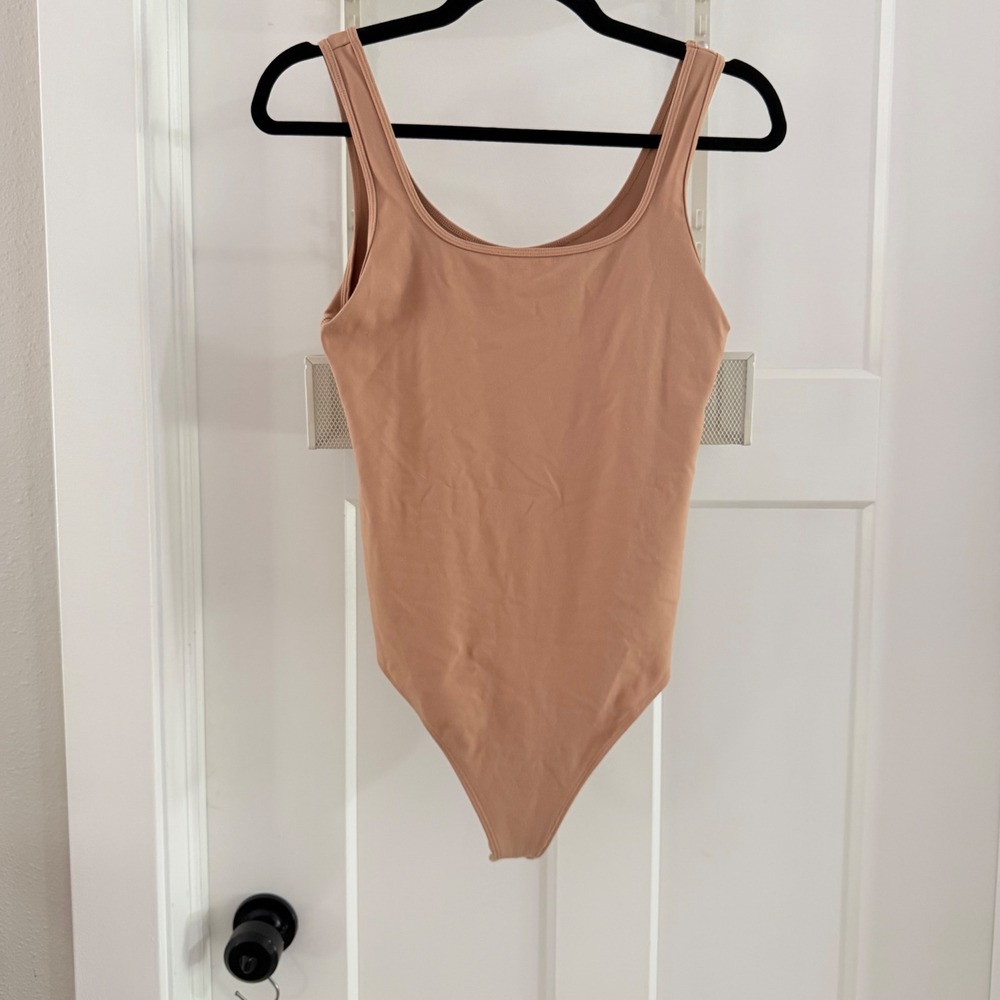 Abercrombie & Fitch Soft AF Collection Scoop Neck Thong Bodice Tan Nude Medium
